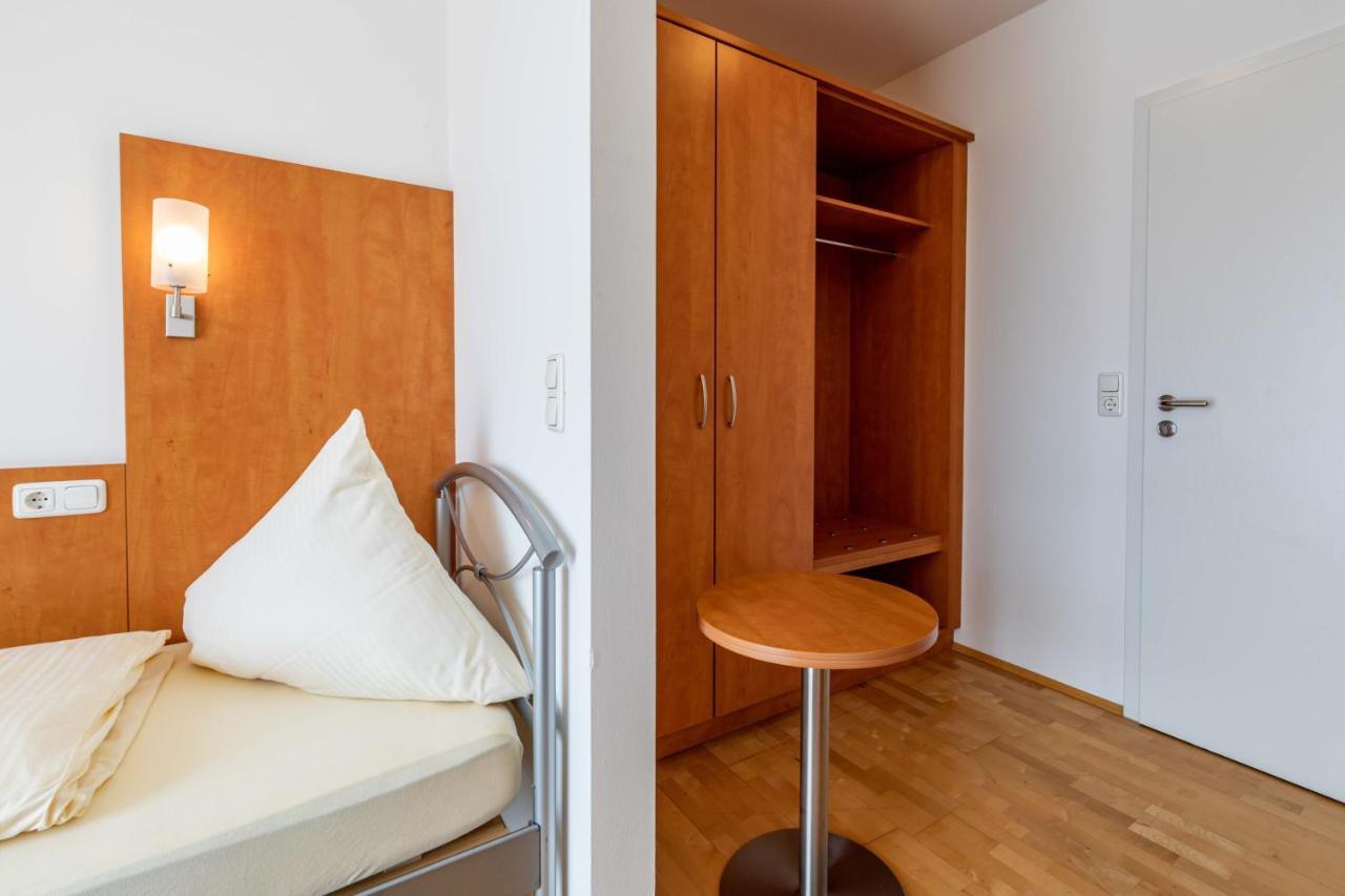 Gasthaus Hotel Ostermeier Attenkirchen Extérieur photo