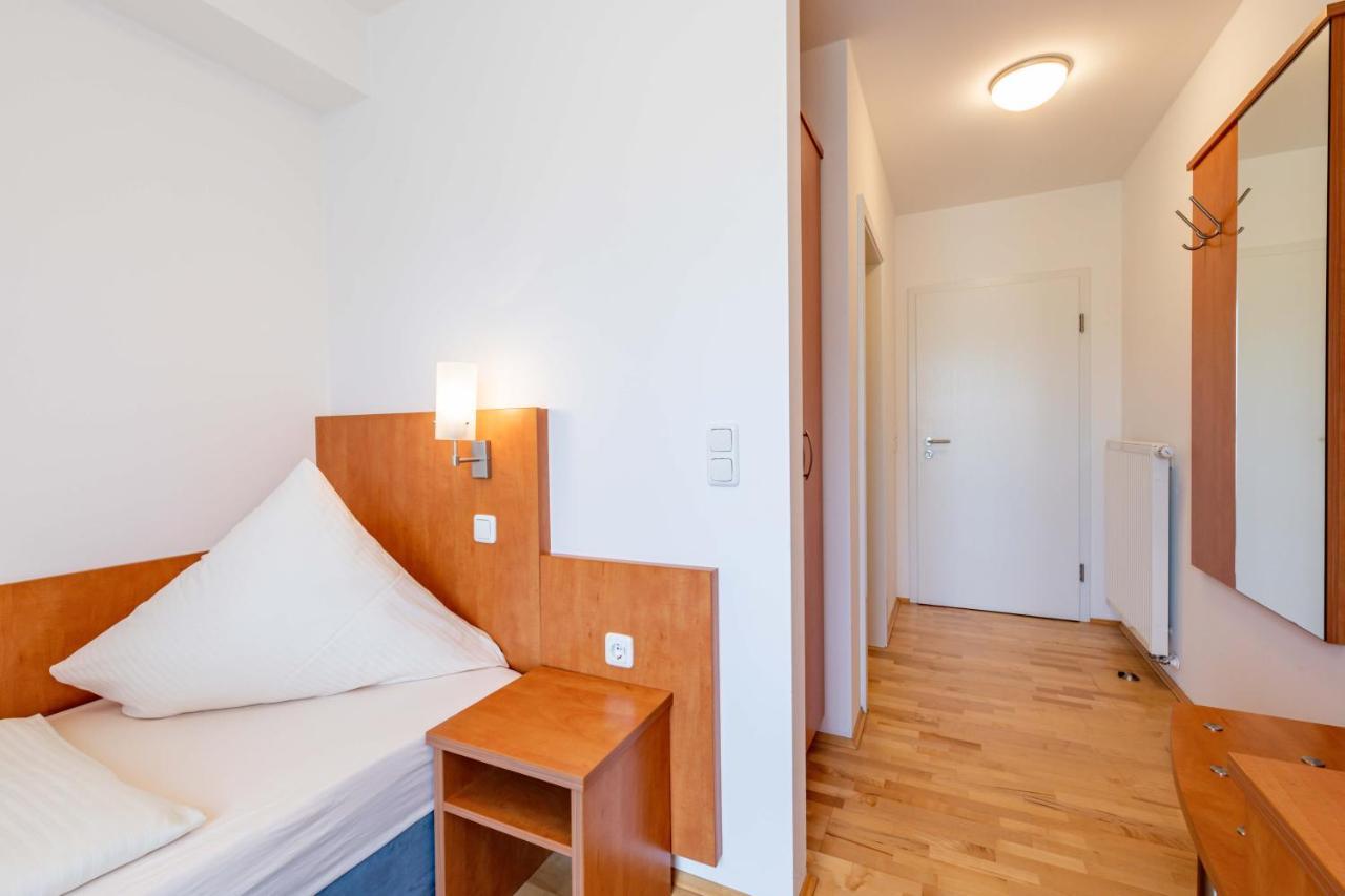 Gasthaus Hotel Ostermeier Attenkirchen Extérieur photo